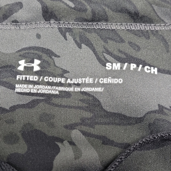 🆕️ Under Armour Fly Fast 3.0 Half Tights Black Grey Camo - Picture 9 of 12